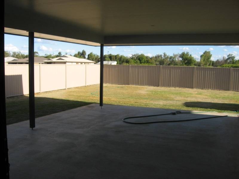 38 Sommerfeld Crescent, Chinchilla QLD 4413