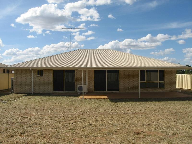 3 Luscombe Street, Chinchilla QLD 4413