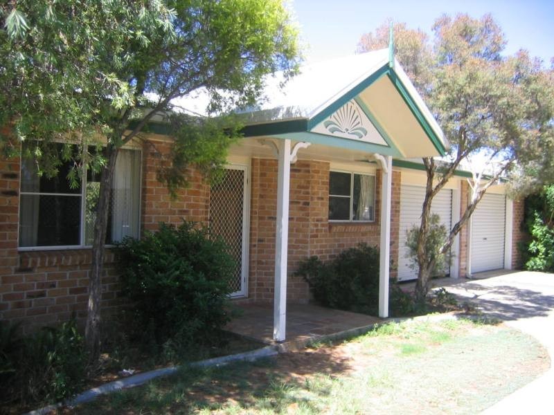 2/72 WAMBO STREET, Chinchilla QLD 4413