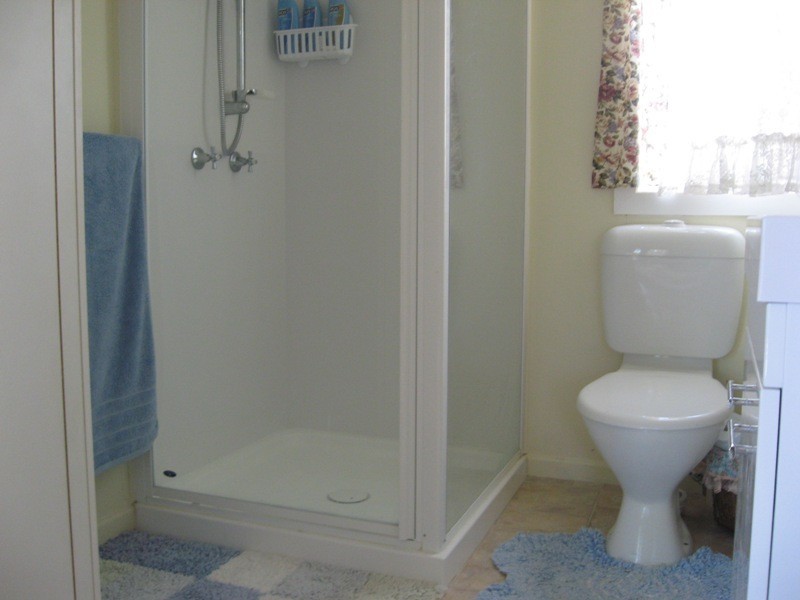 2 Little, Chinchilla QLD 4413