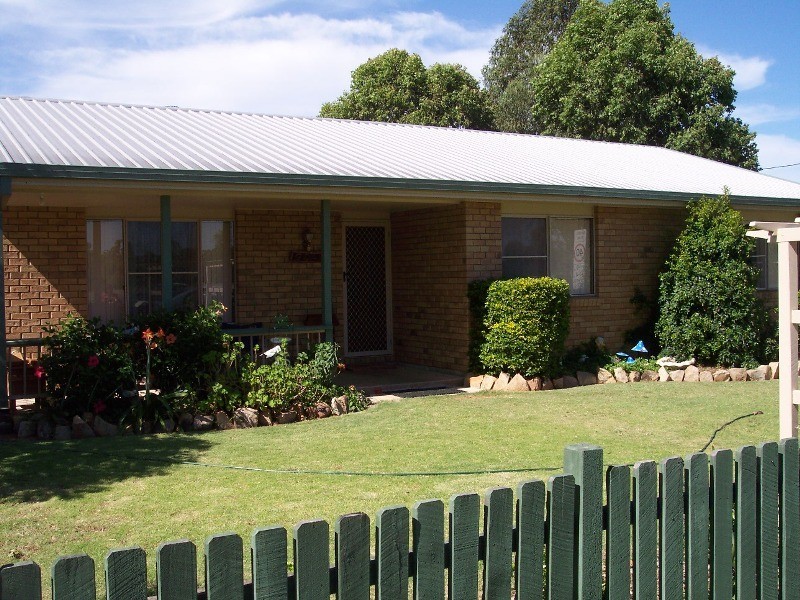 93A OAK STREET, Chinchilla QLD 4413