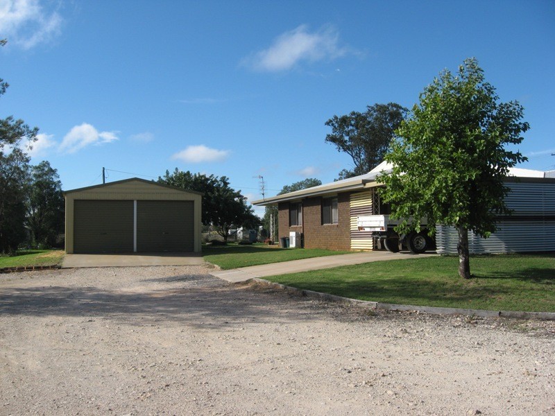 211 Price Street, Chinchilla QLD 4413