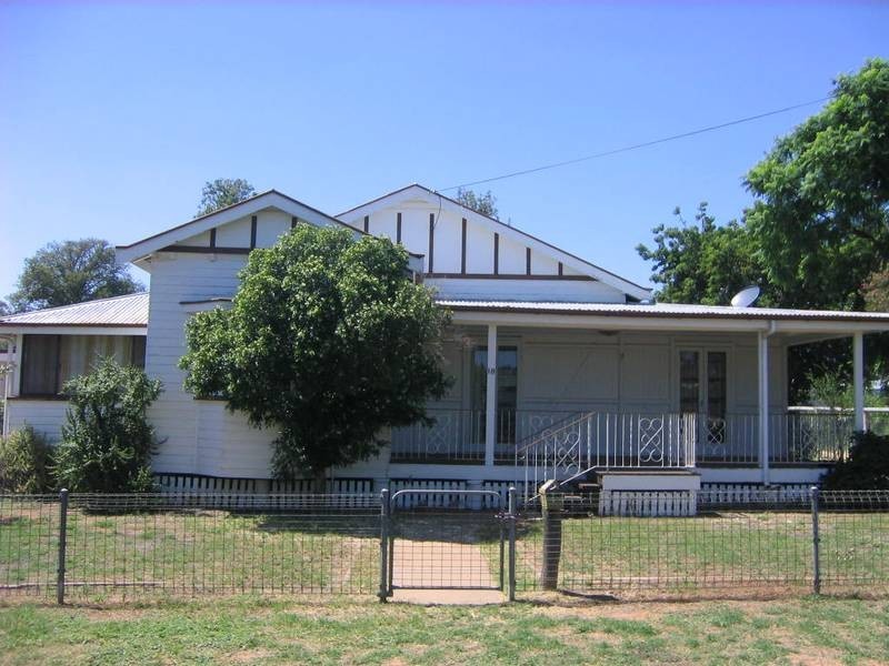 18 Colamba Street, Chinchilla QLD 4413