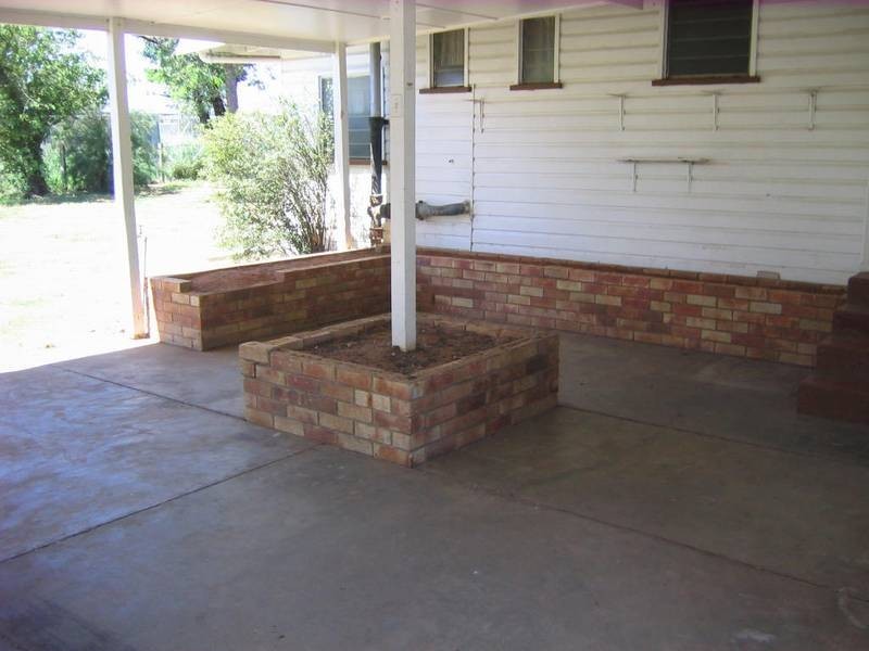 18 Colamba Street, Chinchilla QLD 4413