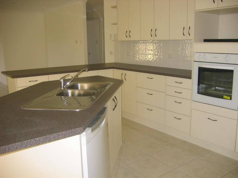 25 Mann, Chinchilla QLD 4413