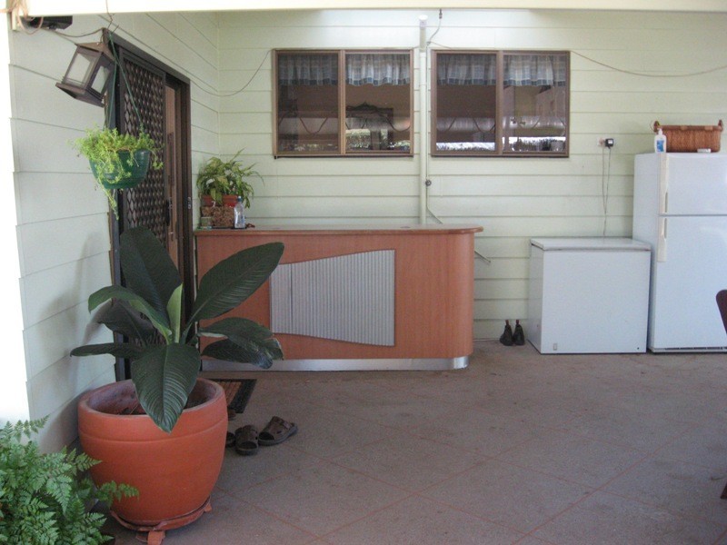 6 Atkins Street, Chinchilla QLD 4413