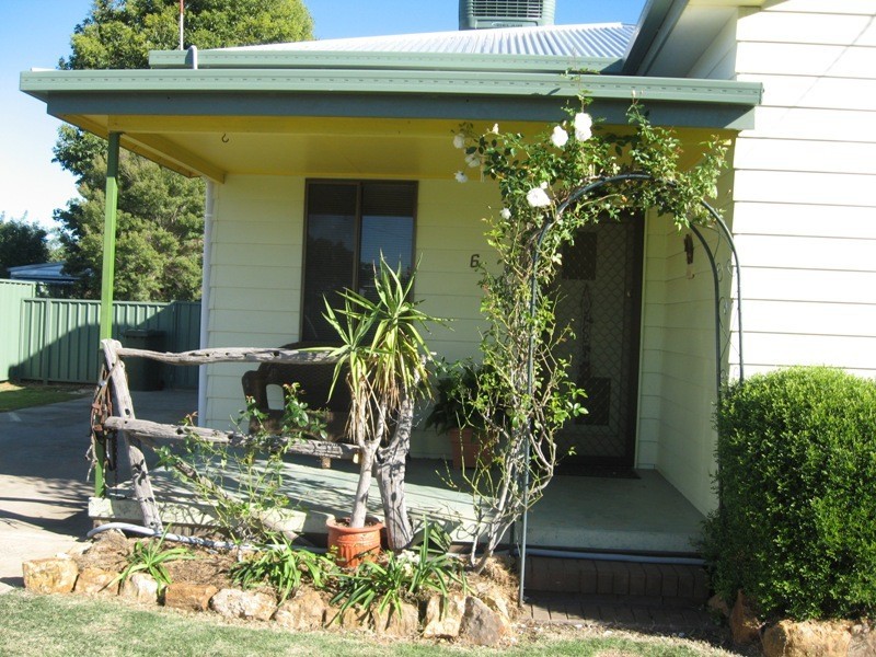 6 Atkins Street, Chinchilla QLD 4413