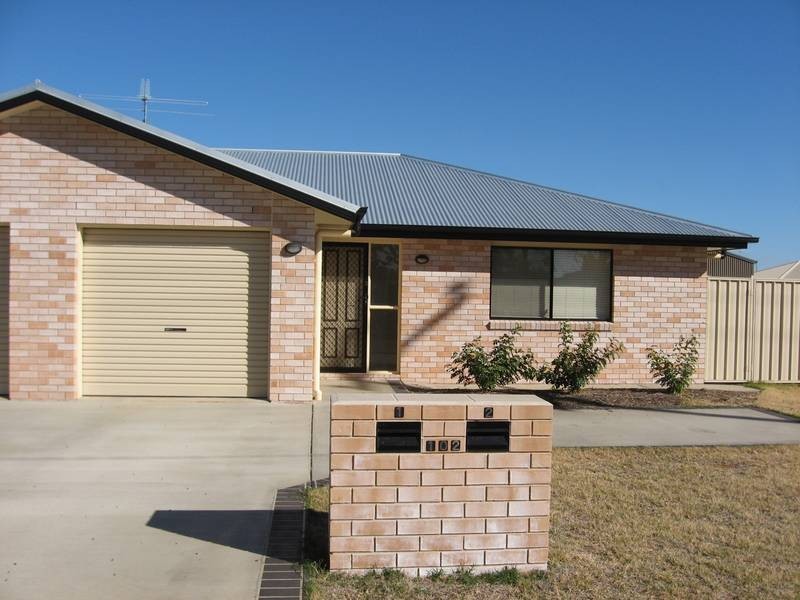 1/2 Keating, Chinchilla QLD 4413
