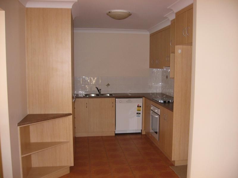 1/2 Keating, Chinchilla QLD 4413