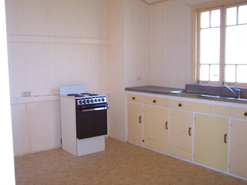 1 Evans Street, Chinchilla QLD 4413