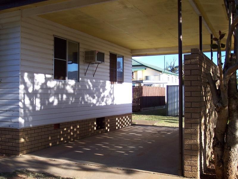 22 Birkett Street, Chinchilla QLD 4413