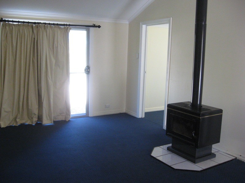 33 Russell Street, Chinchilla QLD 4413