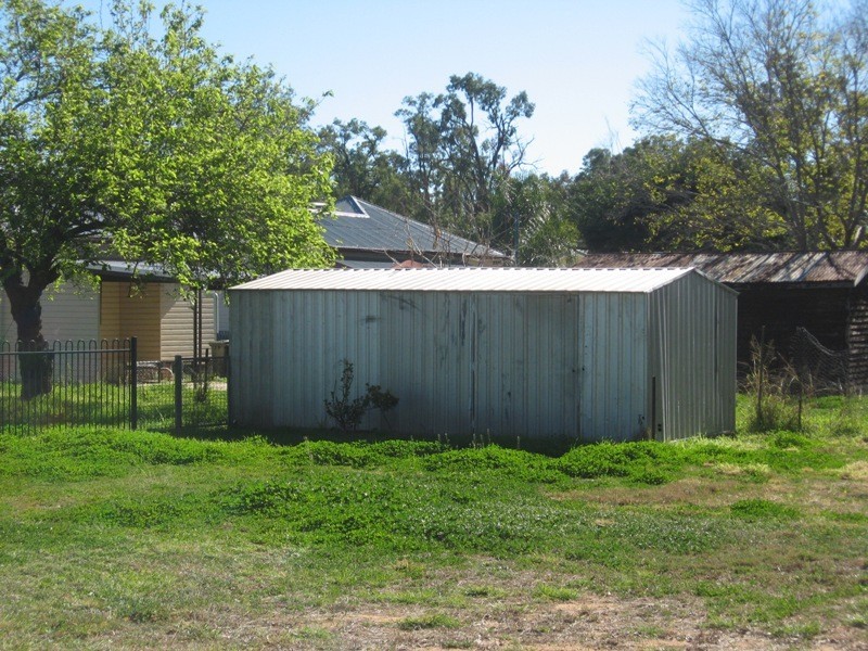 33 Russell Street, Chinchilla QLD 4413
