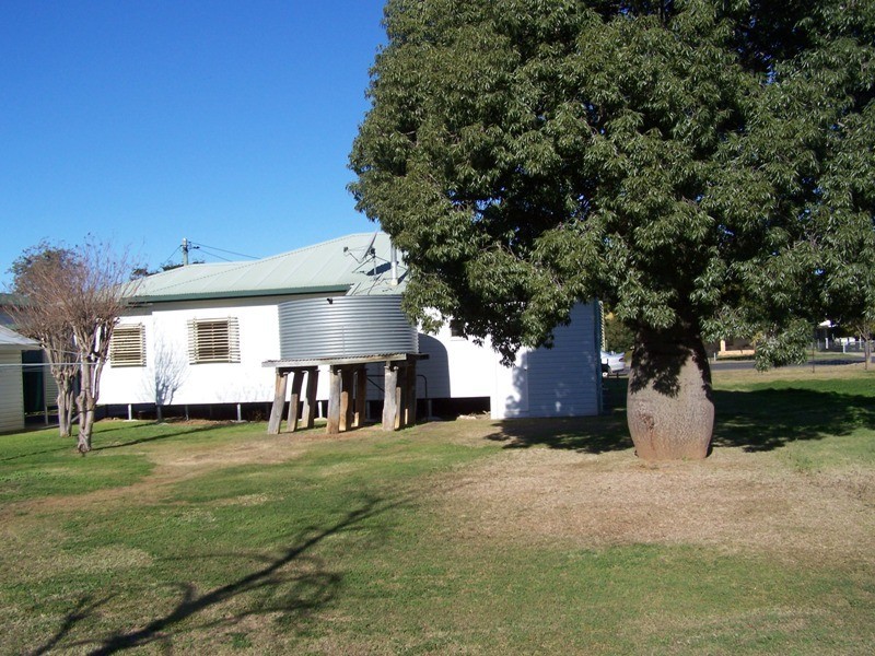 15 Heeney Street, Chinchilla QLD 4413