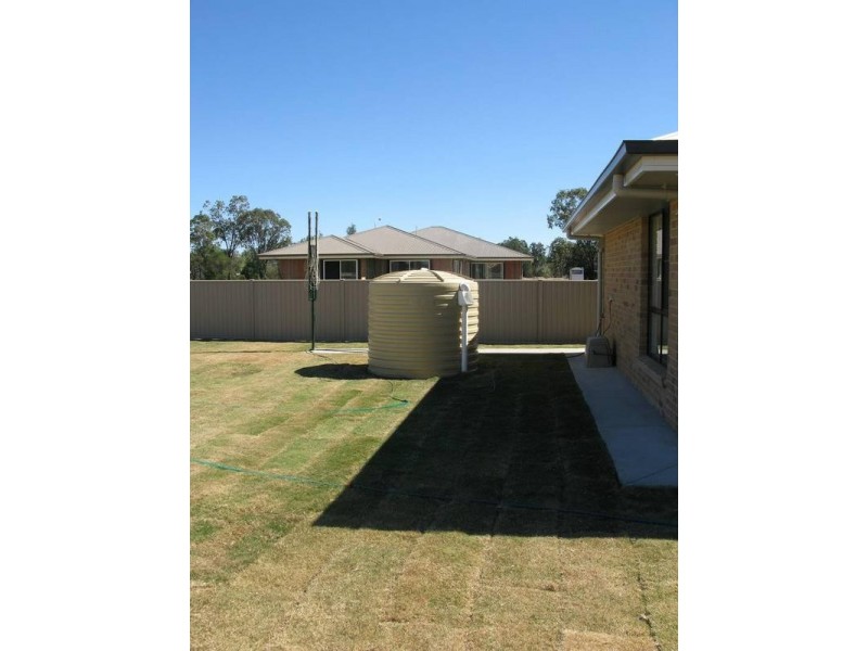 4 Frame Street, Chinchilla QLD 4413