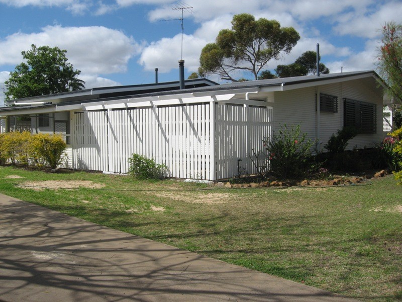 31 Mackie Street, Chinchilla QLD 4413