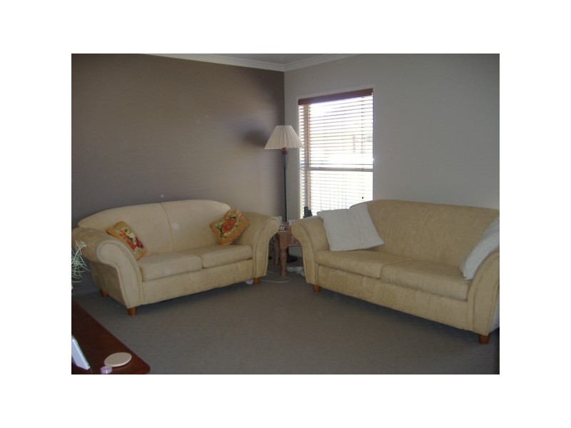 29 Sommerfeld Crescent, Chinchilla QLD 4413