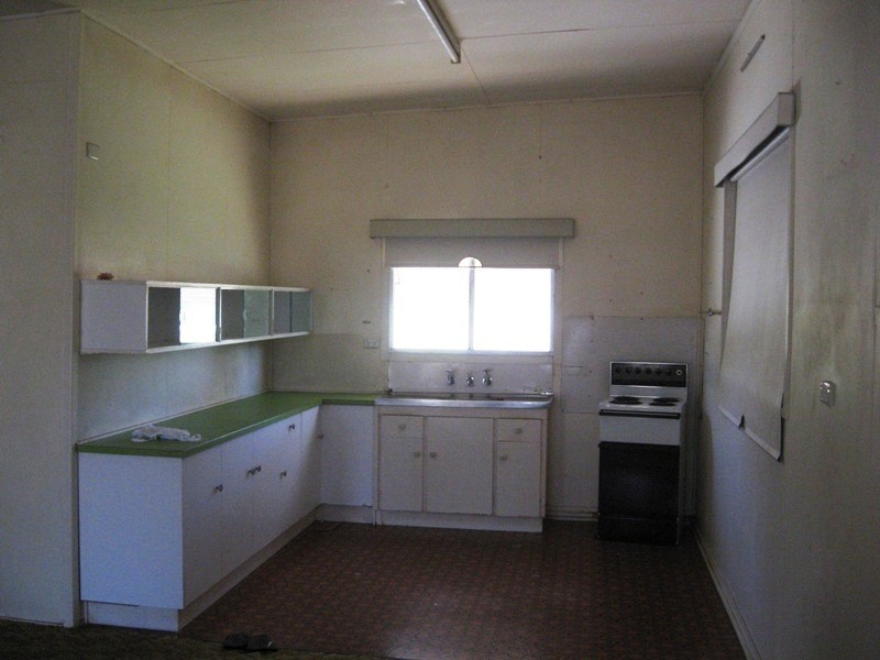 83 Wambo Street, Chinchilla QLD 4413