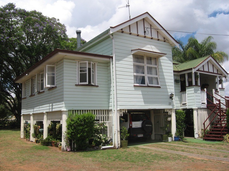 22 Mayne, Chinchilla QLD 4413