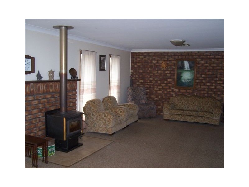 351 Windmill Road, Chinchilla QLD 4413