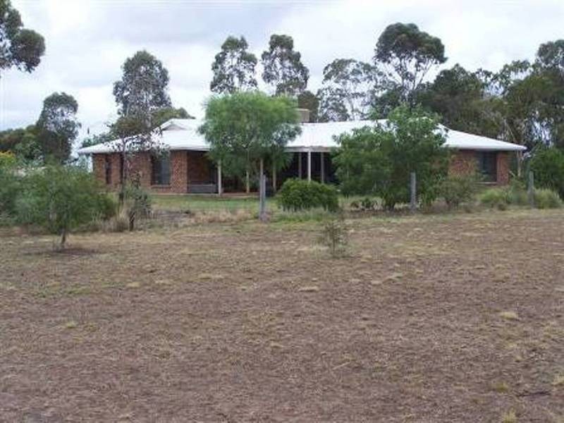351 Windmill Road, Chinchilla QLD 4413
