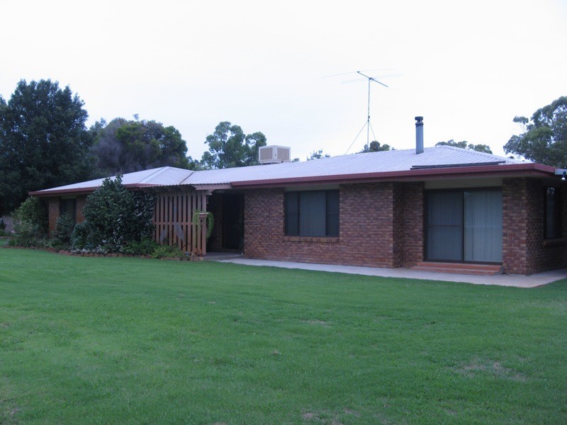 110 Rodger Street, Chinchilla QLD 4413