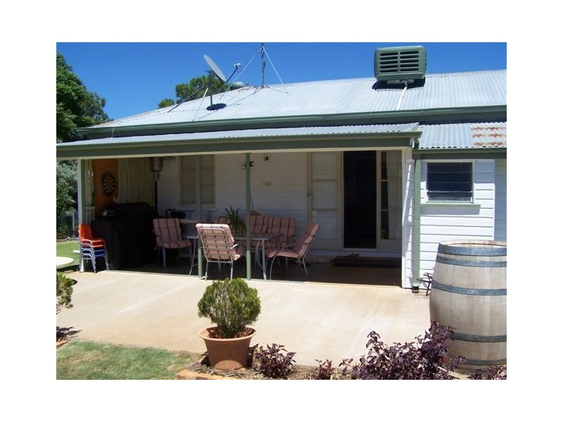 17 Evans Street, Chinchilla QLD 4413