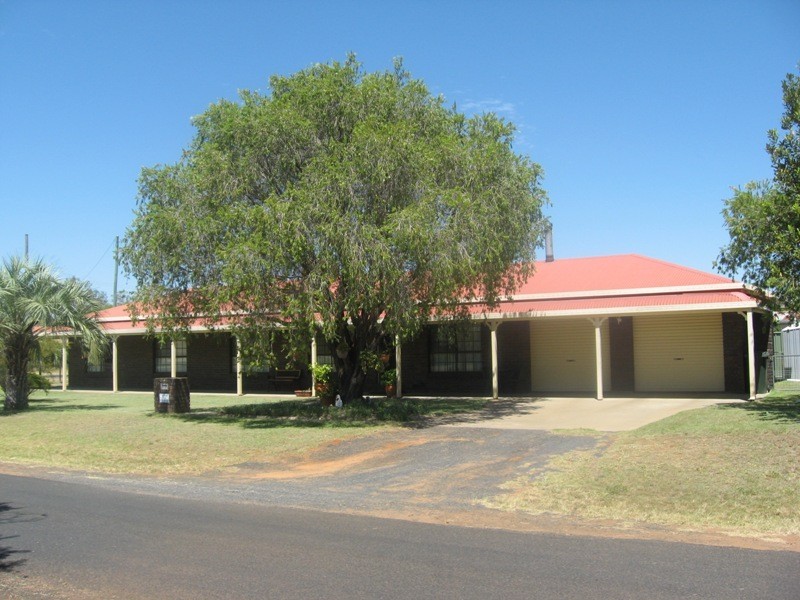 46 Atkins Street, Chinchilla QLD 4413