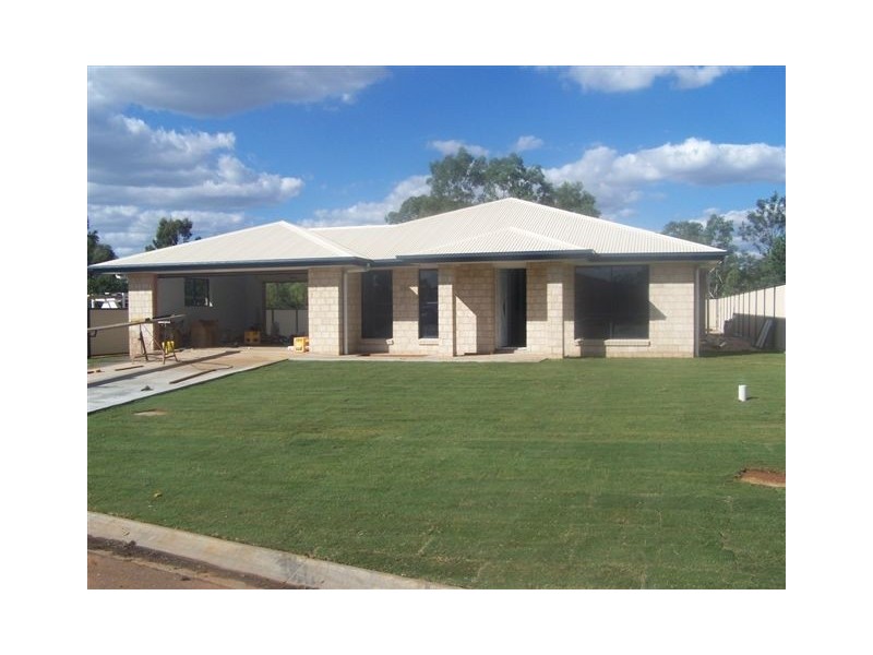 7 Skewis Street, Chinchilla QLD 4413