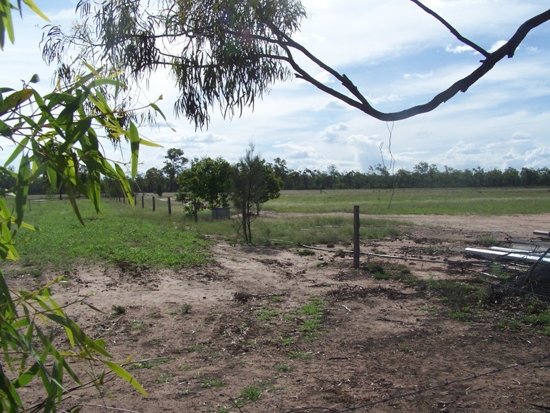 402 Surcingle Road, Chinchilla QLD 4413