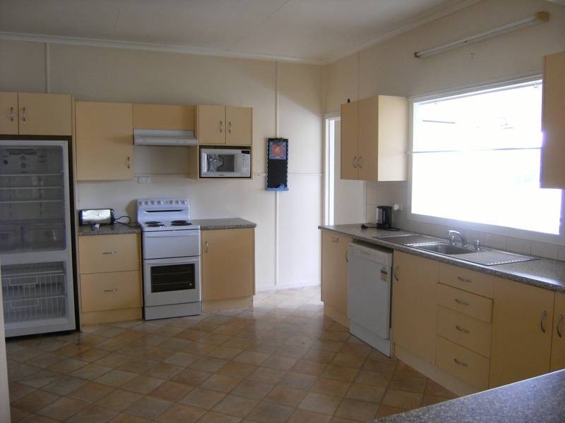 2 Wambo Street, Chinchilla QLD 4413