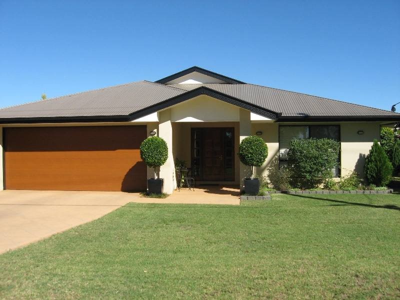 98 Rodger Street, Chinchilla QLD 4413