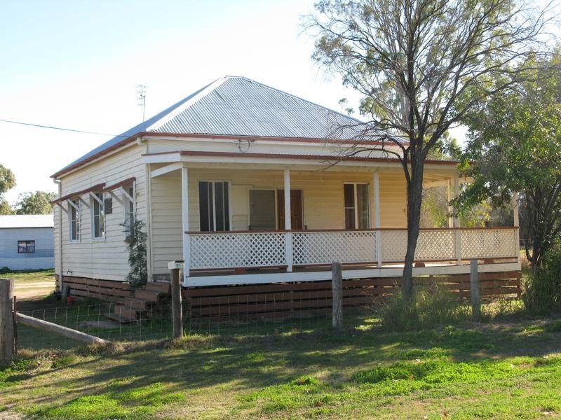 36 Davis Street, Chinchilla QLD 4413