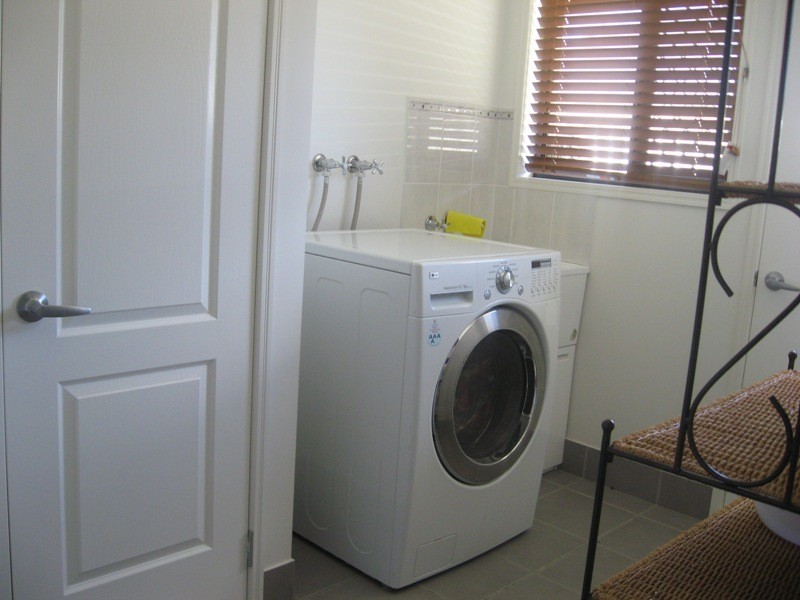 7 Back Ave, Chinchilla QLD 4413