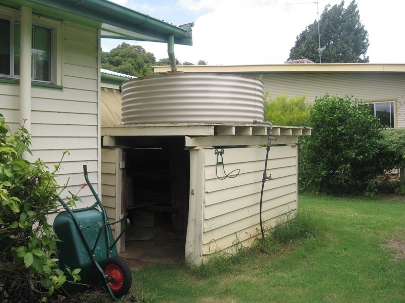 16 Atkins Street, Chinchilla QLD 4413