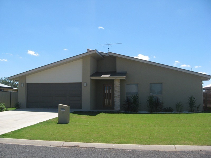 11 Cole Street, Chinchilla QLD 4413