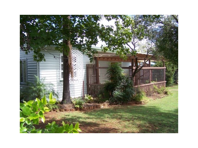 36 Evans Street, Chinchilla QLD 4413