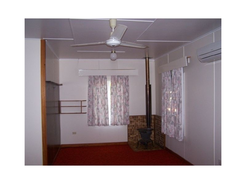 36 Evans Street, Chinchilla QLD 4413