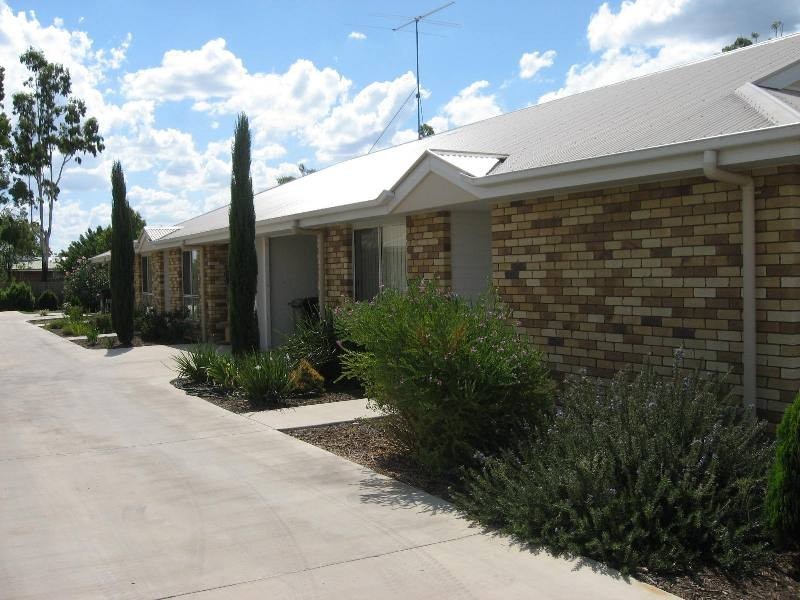 3/3-5 Back Avenue, Chinchilla QLD 4413