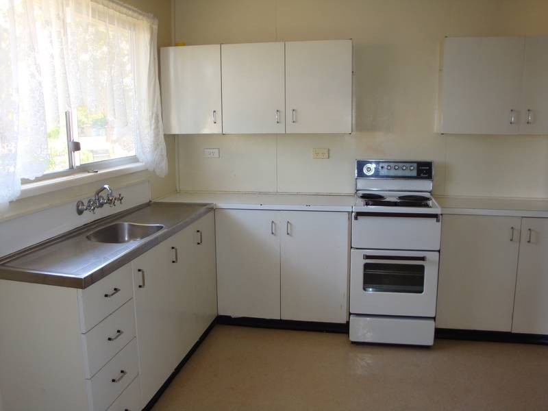 13 Wambo Street, Chinchilla QLD 4413