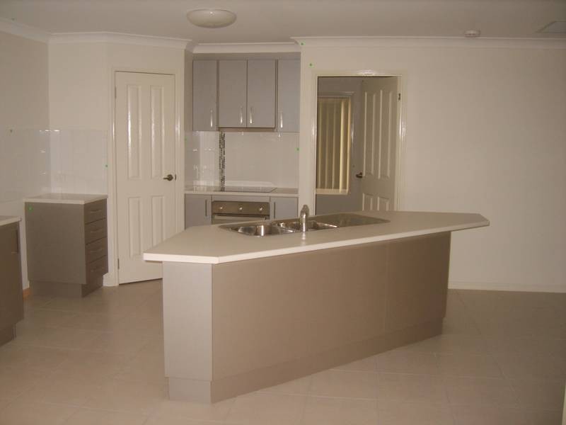 6 Hurse Street, Chinchilla QLD 4413