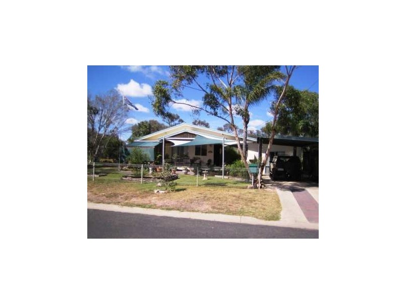 2 Porter Street, Tara QLD 4421