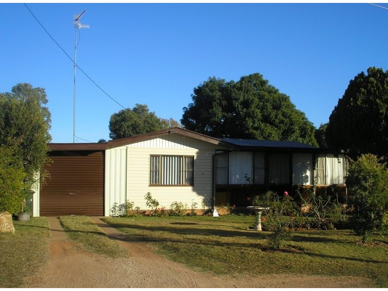 10 Fitzgerald Street, Chinchilla QLD 4413
