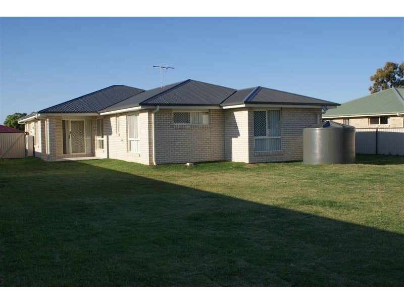 32 Frame Street, Chinchilla QLD 4413