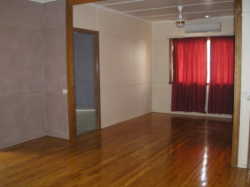 4 Beutel Street, Chinchilla QLD 4413