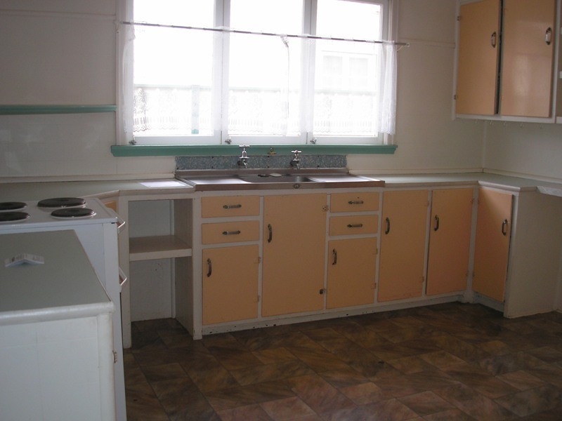 4 Beutel Street, Chinchilla QLD 4413