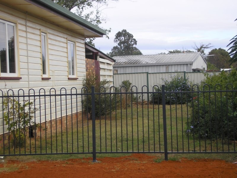 4 Beutel Street, Chinchilla QLD 4413