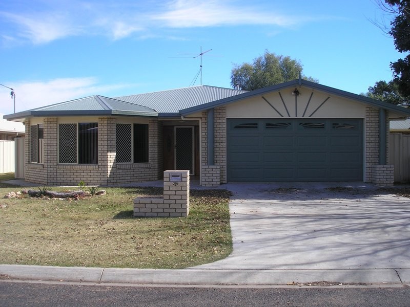 28 Mann Street, Chinchilla QLD 4413