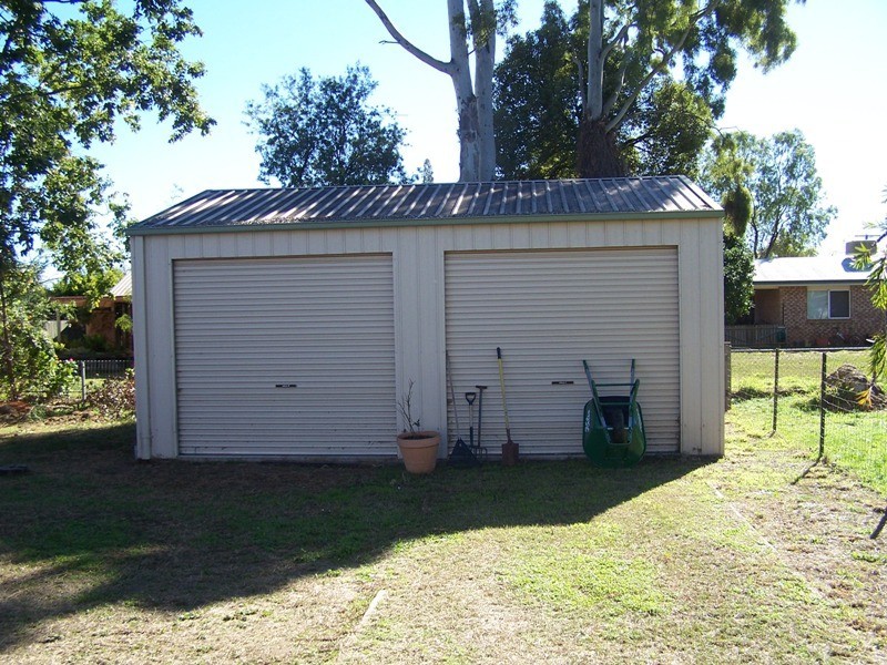 39 Zeller Street, Chinchilla QLD 4413