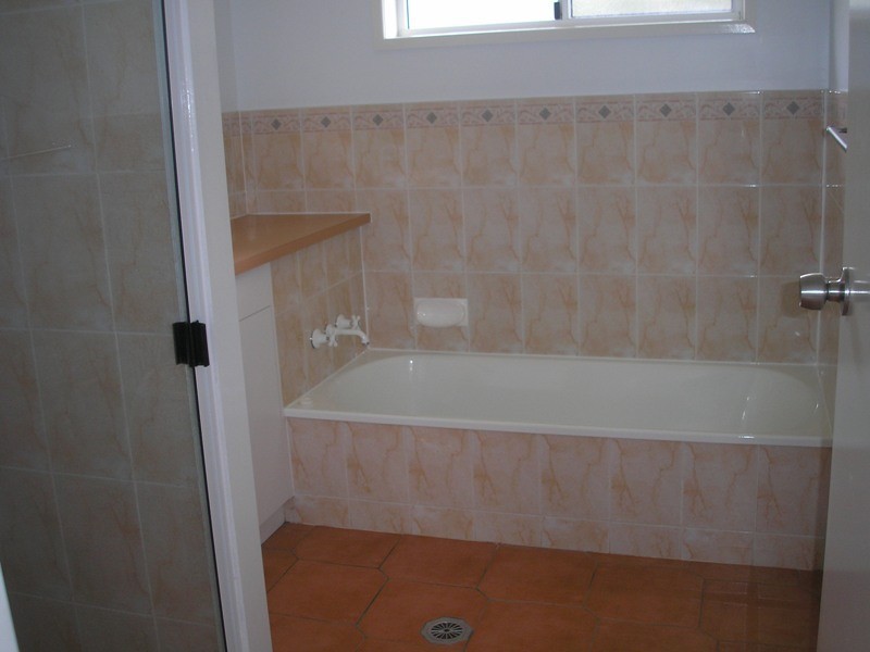 16 McIntyre Street, Chinchilla QLD 4413